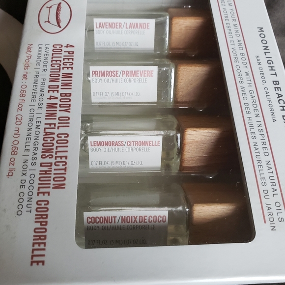 Moonlight Beach Bath Oil (Roller) - Picture 2 of 3